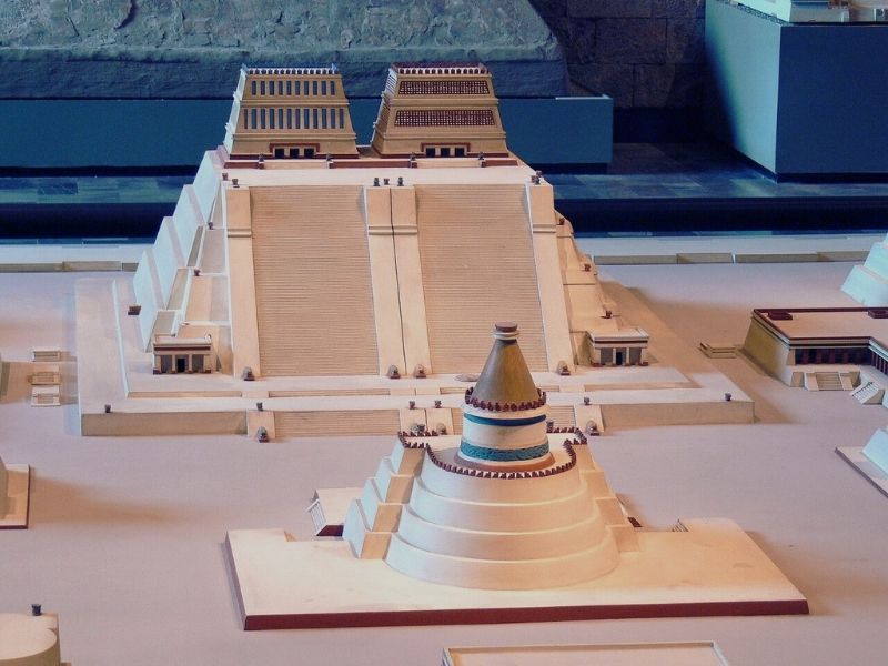 Modelo del Gran Templo Gemelo de Tenochtitlán